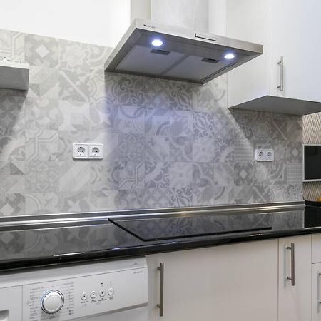 Apartamentos Plaza De Pedro Zerolo I Madrid Ngoại thất bức ảnh